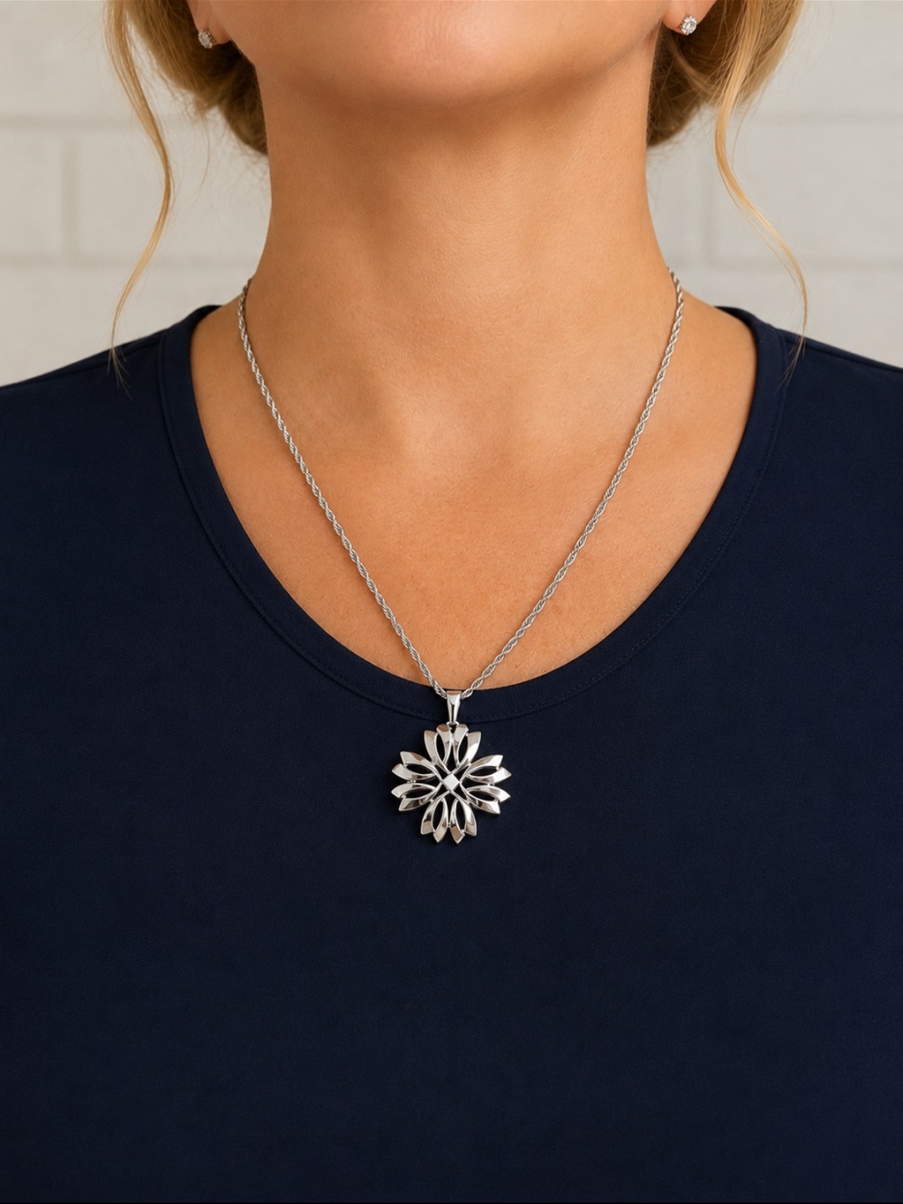 Vintage Crown Trifari Silver Tone Flower Pendant Necklace 23.5” Rope Chain 1960s